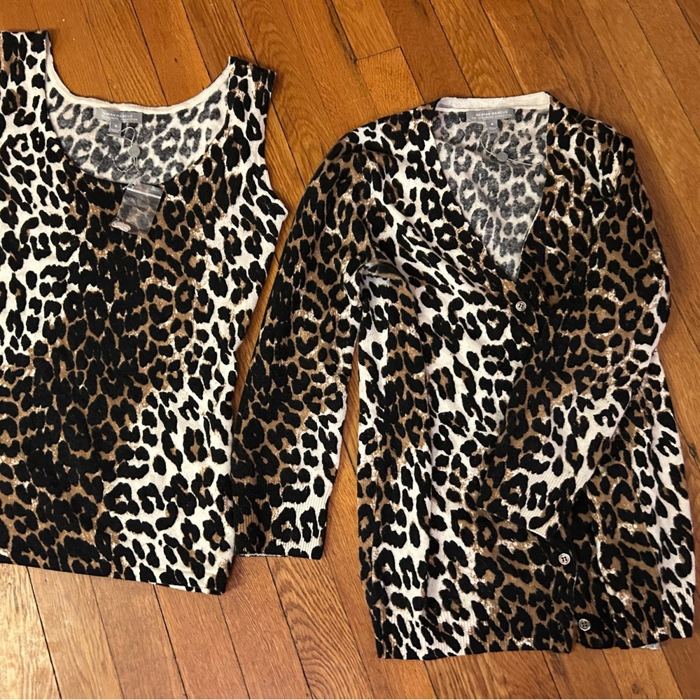 Neiman Marcus 100% Cashmere Leopard Print Sweater Combo